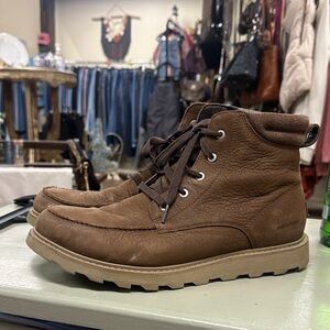 Sorel Men’s Madson Moc Toe Waterproof lace up boot men’s size 12